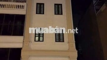 Tôi cần bán nhà mặt phố Âu Cơ 7tầng thang máy full nội thất.