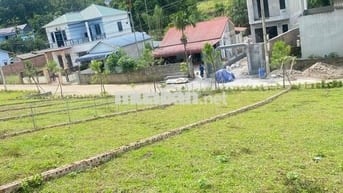 Cần bán lô đất tại Phú Cát mới , f0, 3 mặt tiền, DT 78,4m2 , ô tô