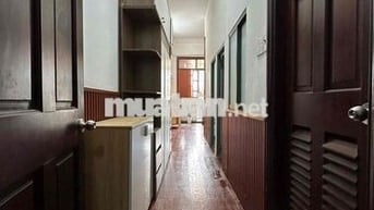 Căn Hộ 2PN Ban Công 50m2 - Thang Máy - Ngay Học Viện Cán Bộ TPHCM