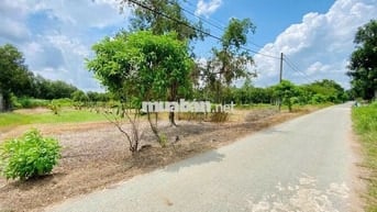 Kẹt tiền Bán Gấp Đất 300m2 ở xã Thái Mỹ giá 650tr