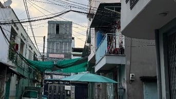 KHU VIP TÊN LỬA (4,5x17) HẺM XE HƠI GIÁ 7,x tỷ 