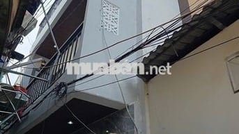 Nhà Bán 1 trệt 2 lầu đúc NHÀ ĐẸP Ở LIỀN ngang4.5mx5m 2 phòng ngủ