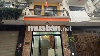 nhà 2,5x12m trệt 3 lầu 3pn 4wc sân thượng, hẻm xe hơi thông