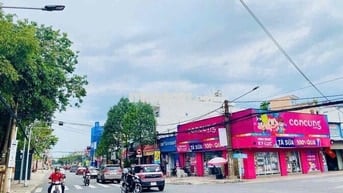 Cho THUÊ mặt bằng ngang 6 mét đường Phạm Văn Thuận