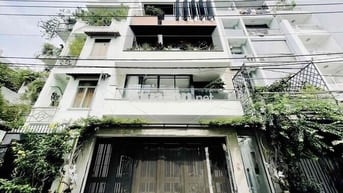 CHO THUÊ BIỆT THỰ 134B THÀNH THÁI Q.10 - 5 TẦNG MỚI ĐẸP- DTSD 560M2