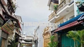 Bán nhà SHR Hiệp Thành 45 .CN68.1m  bên hông