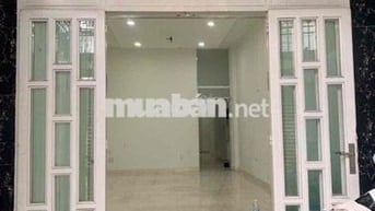 Cho thuê nhà HXH đường Phan Văn Trị, 3 phòng ngủ, Quận Bình Thạnh