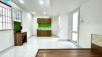 CHUẨN CHDV MINI STUDIO SỔ TRỜI THOÁNG - MÁY GIẶT RIÊNG MỚI 100%