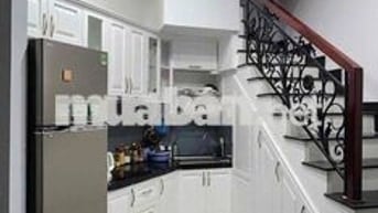 Cho thuê nhà Ngay Hẻm 214 Nguyễn Trãi P.Nguyễn Cư Trinh Q1 5x7m 4T 3PN