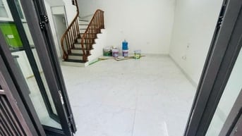 Bán nhà phố Lĩnh Nam, 30m2, xây 4 tầng, MT 4m, có giấy tờ đóng thuế.