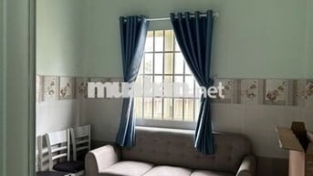 CHO THUÊ NHÀ MỚI TRỆT LẦU SÂN XE HƠI GẦN GIÁO XỨ PHƯỜNG BÌNH ANH