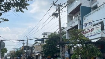 Cho thuê nhà nguyên căn MT tân hoà đông. DT:4m&21m, 1 lầu BT. 