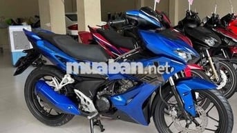 winer x . máy zin im . áo đẹp ko trầy. quá mới