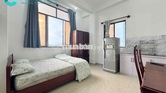 Phòng cửa sổ thoáng full nội thất gần Hàng Xanh