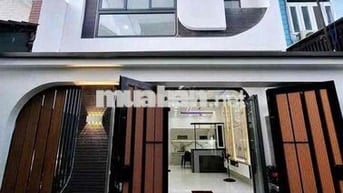 Chủ ngộp bán gấp 5,5x15 + 3n + 3vs 2.580ty đã hoàn công