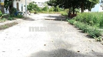 cần tiền bán gấp, đất khu dân cư 135