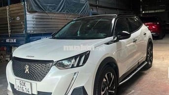 Peugeot 2008 2021 GT Line 1.2 AT - 23000 km