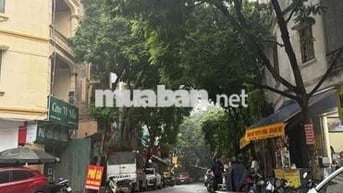 Tôi cần bán nhà 4tầng Vũ Hữu mặt ngõ ô tô chánh đỗ kinh doanh