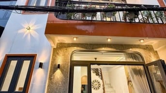 Xoay vốn bán nhà Đường Nguyễn Hồng Đào Tân Bình 60m2 Giá 3ty320 lh Vân