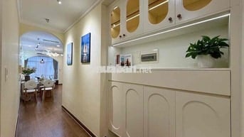 bán gấp căn 2pn liền kề PMH Q7. Nhỉnh 5 tỷ. Dòng thu sẵn 20tr