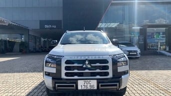Mitsubishi Triton 2024 Trắng 30.000km