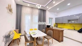 Bán căn hộ 98m2. chung cư The Botanica. gần sân bay TSN