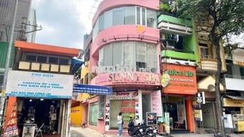 GÓC 2MT CốnG Quỳnh,Q1 ngay trường đại học SKĐA; 3 tầng giá 55tr