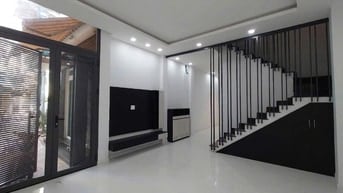 +;Nguyễn Tri Phương 54 M2. 4 Tầng . 4.7 X 11.5 Giá  7.6 tỷ TL  Phường 