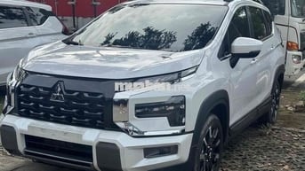 Xpander Cross - Tặng trước bạ+bảo hiểm+phụ kiện