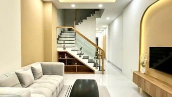 NHÀ 2 TẦNG MỚI VÀO Ở NGAY SHR - GIÁ 2,58 TỶ - BÀNH VĂN TRÂN - TÂN BÌNH