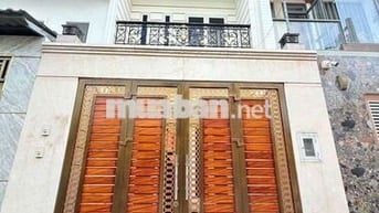 Bán nhà 4 Tầng HXH Ngay Chợ Thủ Đức DT64m(4×16) 4Pn 4Wc Sổ Hoàn Công