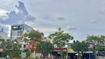 KHU ĐẤT 2 MẶT TIỀN PHẠM VĂN ĐỒNG - NGANG 13M - DT 732M2 CHỈ 130 TỶ TL