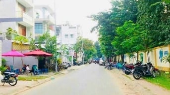 Bán gấp đất nền Biệt Thự , Lô góc , đối diện công viên 