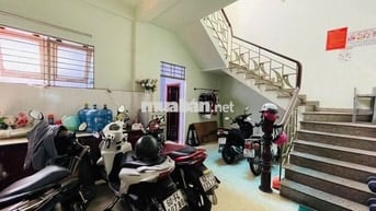 Nhà Bán đường Trường Chinh 560/4 1 trệt 3 lầu 60m2 ngang 5.4m