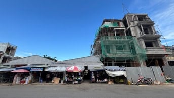 NHÀ PHỐ THƯƠNG MẠI GÓC HAI MẶT TIỀN ĐƯỜNG NGÔ QUYỀN, CHỢ CÁI VỒN, VĨNH