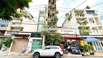 "Chủ Nhà Định Cư Nước Ngoài - Đặt Biệt Nhà Này Của Kiến Trúc Nên Thiết