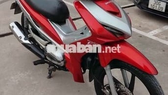 xe ga chính hãng honda đời mới 2011 có Fi.còn mới