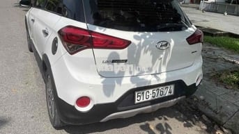 Hyundai i20 2015 Active 1.4 AT - 100000 km