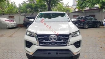 Toyota Fortuner 2.4L 4x2 AT 2024 - 999 Triệu