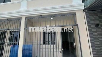 Nhà 2 phòng 2 máy lạnh hẻm CMT8