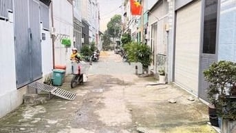 BÁN NHÀ HXH ĐS8, LINH XUÂN , DT 52M2 2 TẦNG 3PN, G.I.Á CHỈ 4.1 TỶ