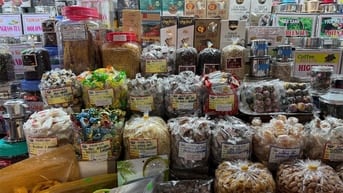 Cần tuyển nhân viên bán hàng tại chợ Bến Thành