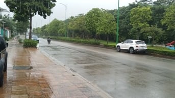 CHÍNH CHỦ CẦN BÁN NHÀ GẦN SIÊU THỊ AEON MALL LONG BIÊN - CỔ LINH - TƯ 