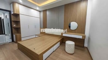 Bán gấp lô góc Vũ Tông Phan, 45m2, 6T Thang Máy, ngõ nông thông rộng