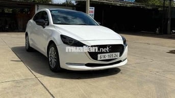 Mazda 2 2022 Luxury - 72000 km