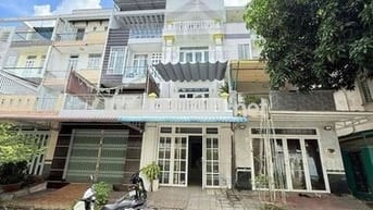 Nhà 3 lầu 6 phòng KdC Hưng Phú 2