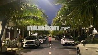 Chính chủ bán căn nhà DT đất 60m2, DTSD 120m2, nhà hướng ĐN, BV 24/24.