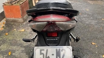 CẦN BÁN AIR BLADE GIÁ 5 TRIỆU 7