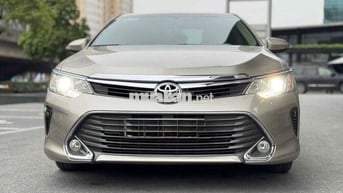 Toyota Camry 2016 2.0E - 79000 km quá đẹp