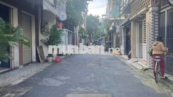 BIỂN NGUYỄN VĂN THOẠI - Kiệt Oto tránh nhau như hình.